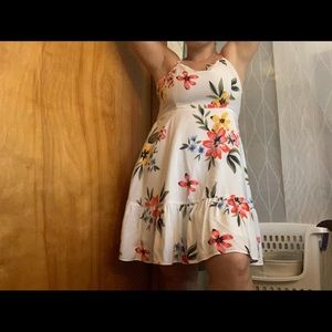 NEW White & Floral Knee Length Dress